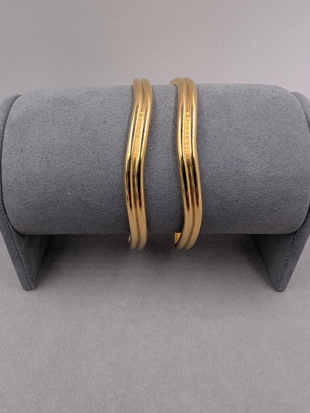 Ben-Amun Set of 2 Wavy Skinny Bangle Bracelets Gold Tone NWT | 0004